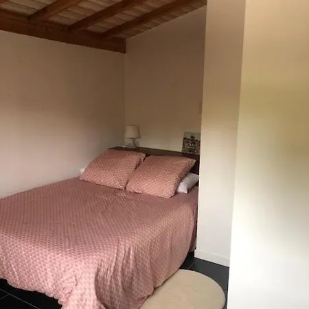Maison Avec Piscine Quartier Residentiel *